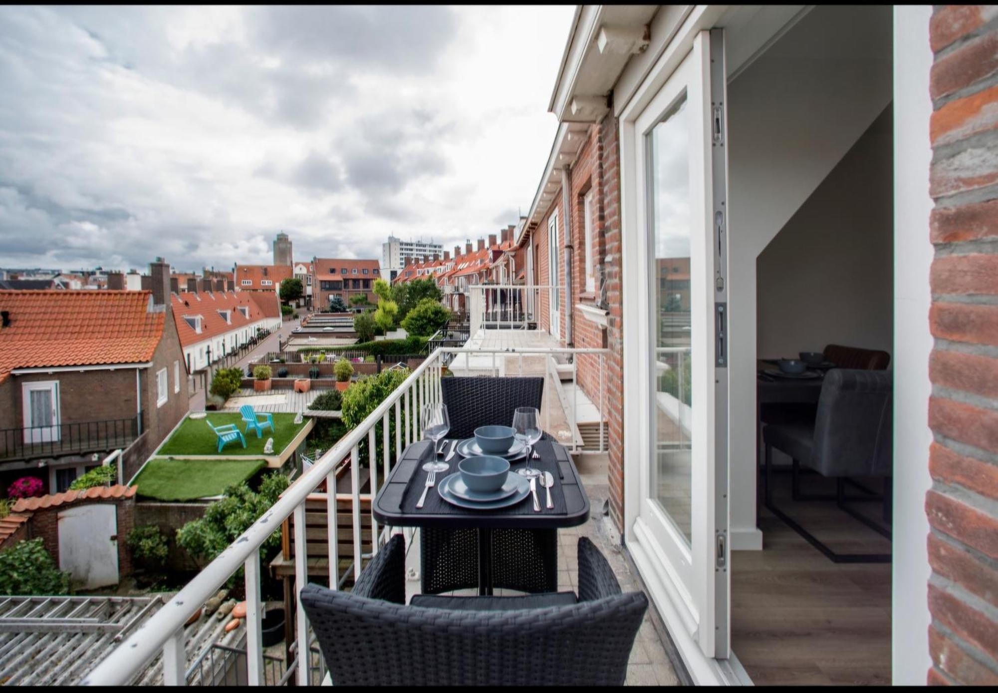 Excellent Beach Apartments Zandvoort Room photo